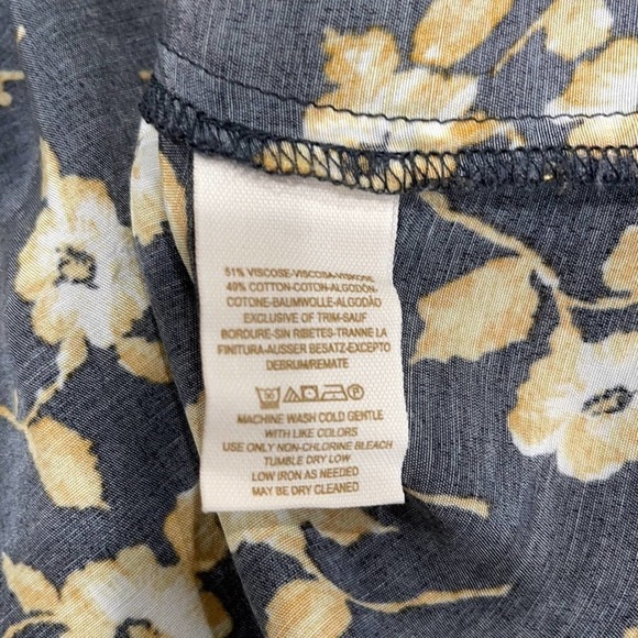 Free People Grey/Yellow Floral Lace Trimmed Dress SZ 6 - Picture 6 of 7